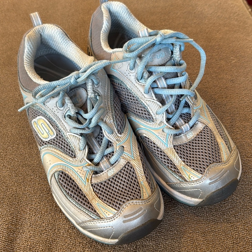Skechers shape ups size 7.5 sneakers shoes blue and grey (NH)